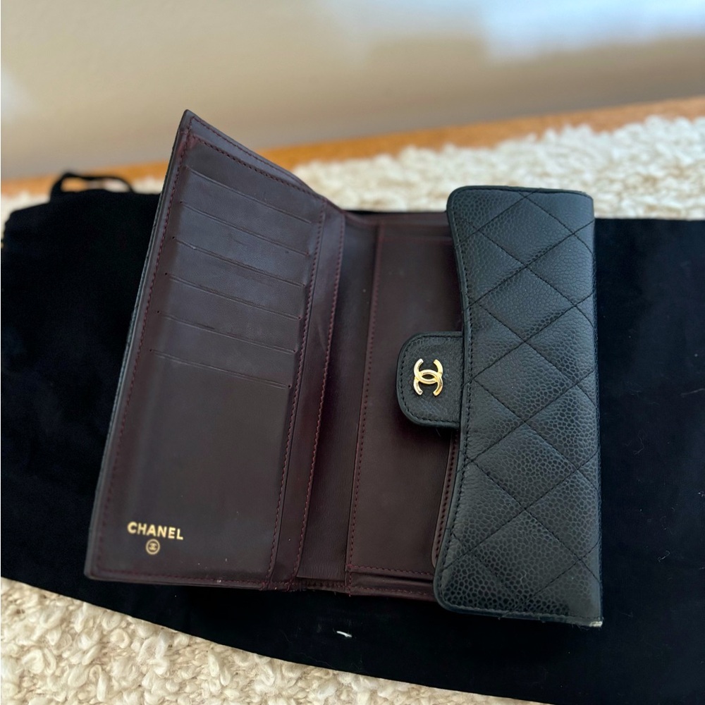 Chanel Caviar Wallet & Chanel Dust Bag